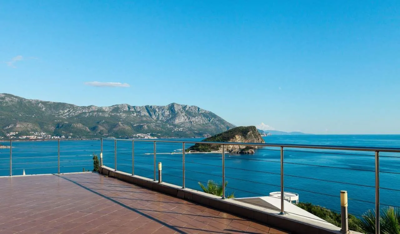 Sale, three bedroom apartment, 129m², Vidikovac, Budva