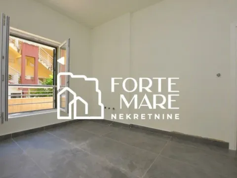 Sale, two bedroom apartment, 74m², Đenovići, Herceg Novi - image 7