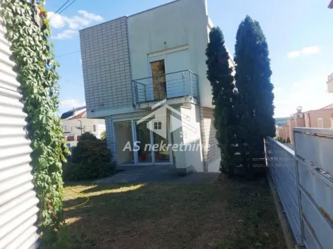 Izdavanje, kuća, 300m², Savski Venac, Beograd - image 52