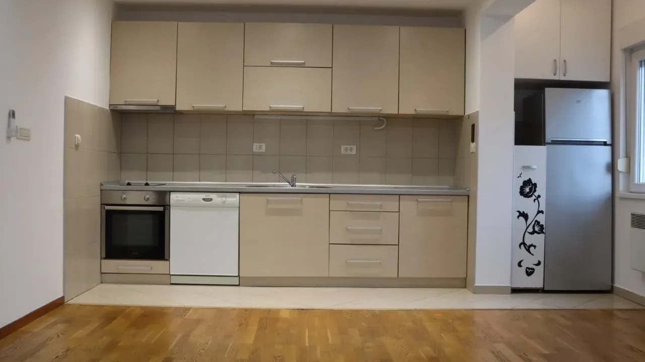 Izdavanje, stan, 72m², City Kvart, Podgorica