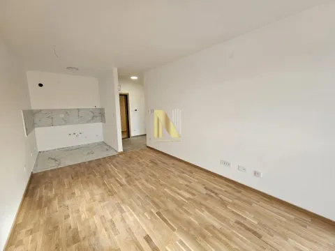 Izdavanje, jednosoban stan, 44m², Avijatičarsko naselje, Novi Sad Sve Podlokacije - image 2