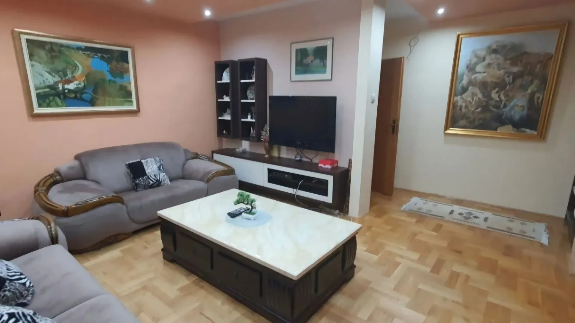 Rent, one bedroom apartment, 65m², Blok 6, Podgorica
