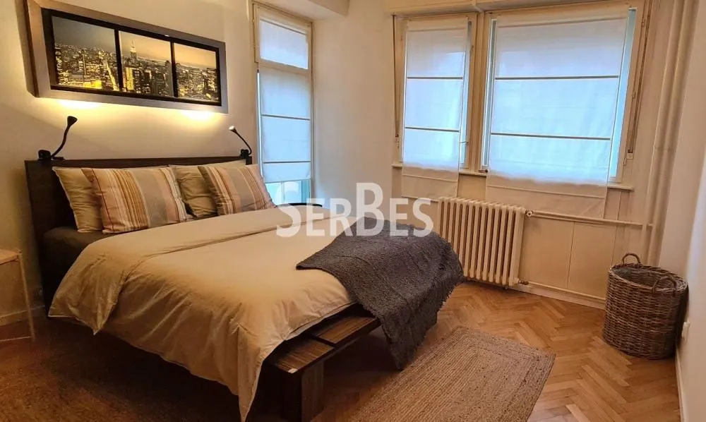 Izdavanje, trosoban stan, 77m², Klinički Centar, Beograd