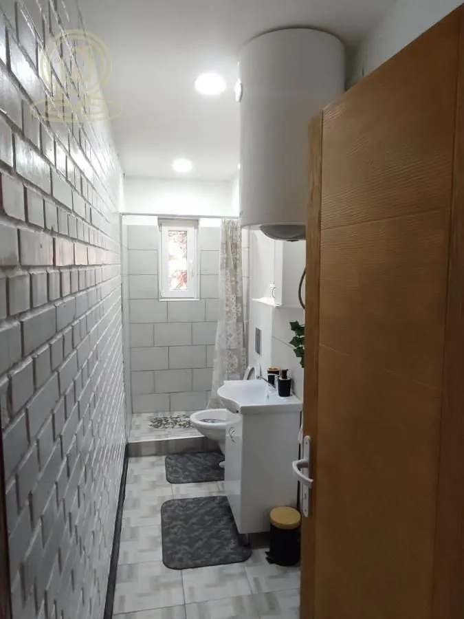 Sale, house, 189m², Irig, Srbija
