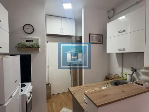 Prodaja, garsonjera, 27m², Centar, Jagodina - image 6