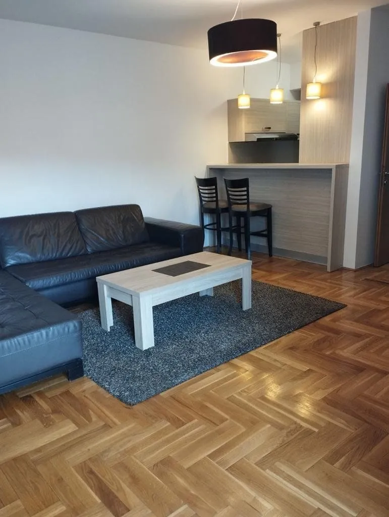 Rent, two bedroom apartment, 80m², Centar, Podgorica