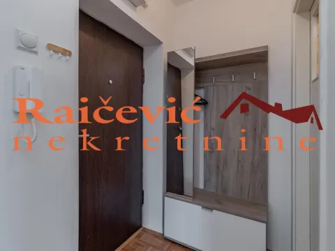 Izdavanje, trosoban stan, 54m², Kluz, Zvezdara Sve Podlokacije - image 11