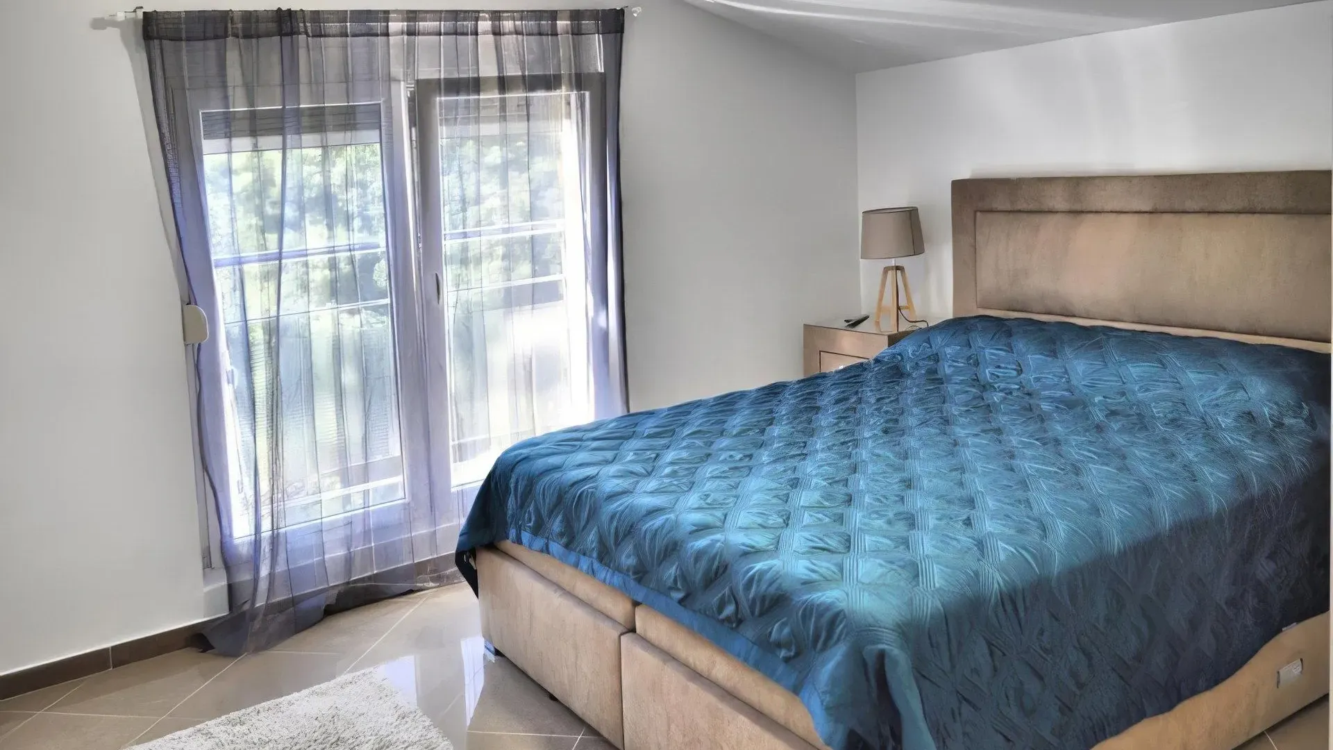 Rent, three bedroom apartment, 150m², Pržno, Budva
