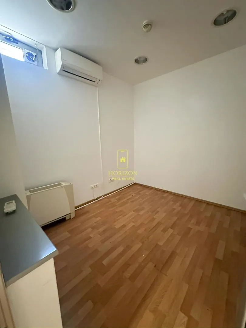Rent, office space, 150m², Momišići, Podgorica