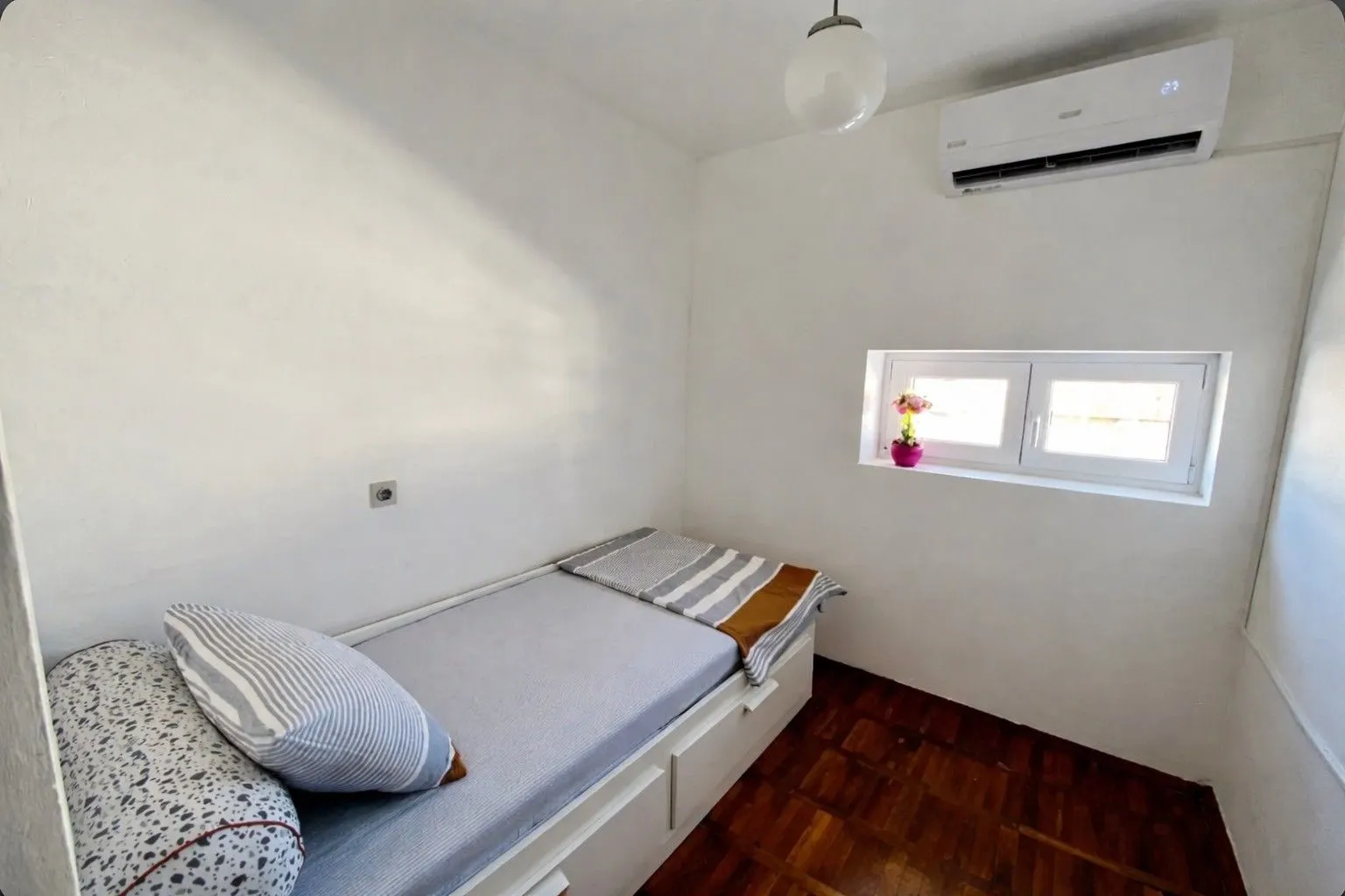 Prodaja, trosoban stan, 101m², Centar, Podgorica