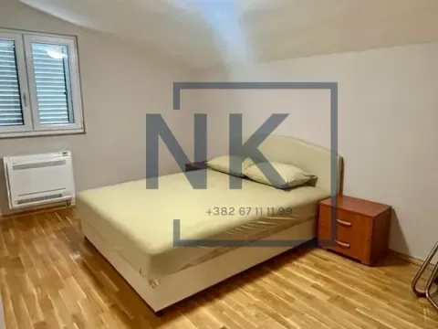 Izdavanje, kuća, 220m², Konik, Podgorica - image 10