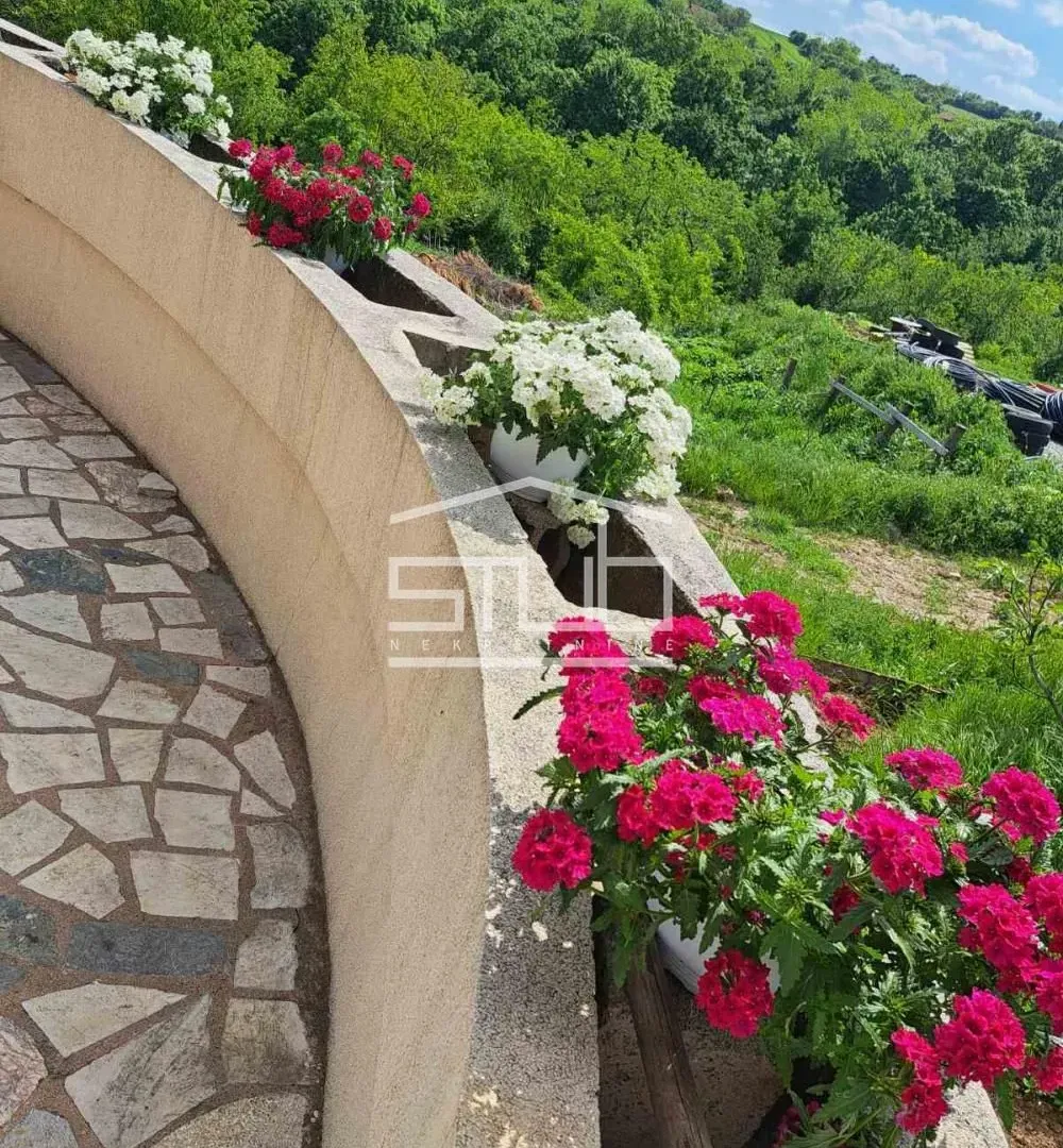 Sale, house, 194m², Čukarica, Beograd