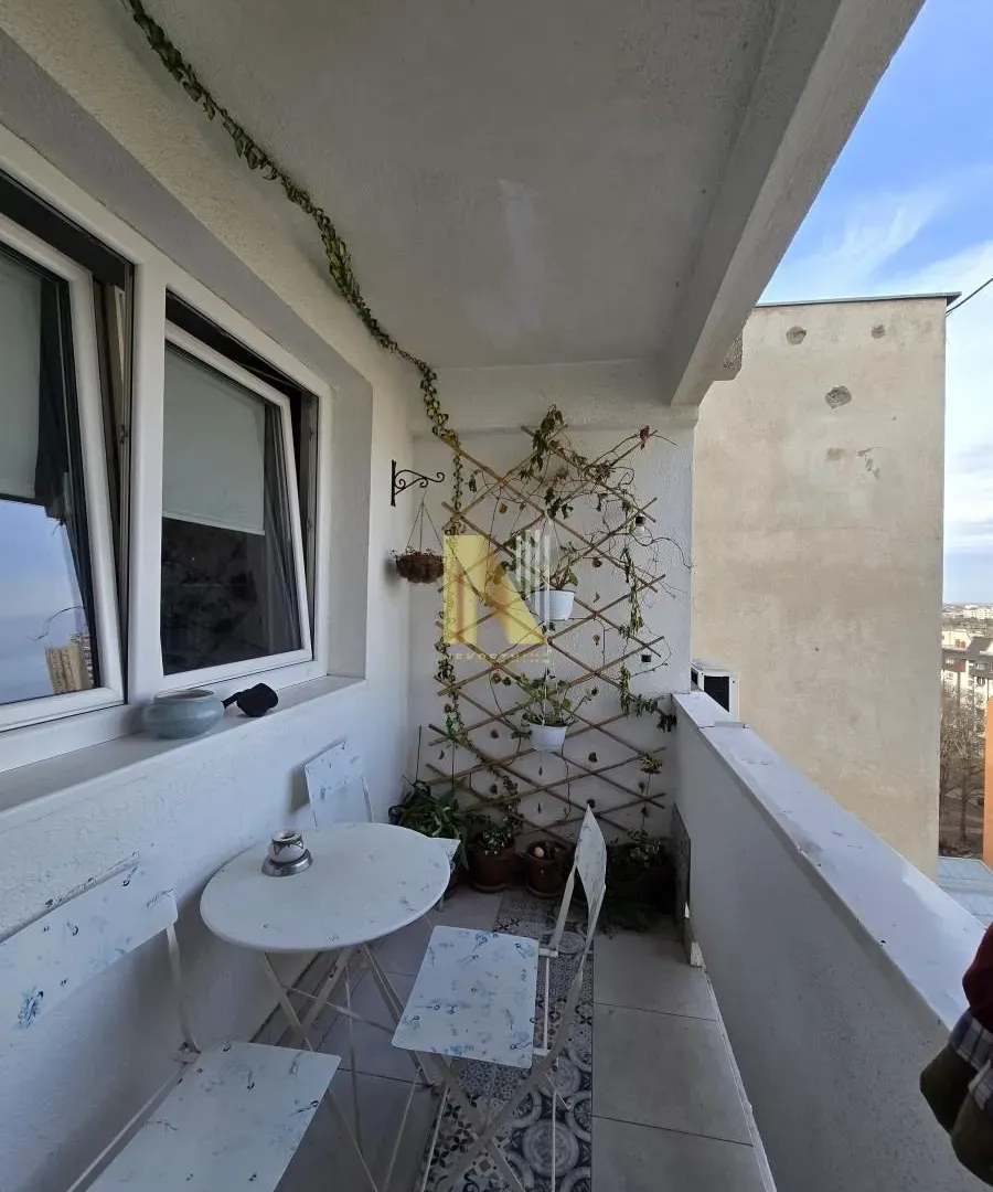 Prodaja, dvosoban stan, 55m², Železnička Stanica, Novi Sad Sve Podlokacije