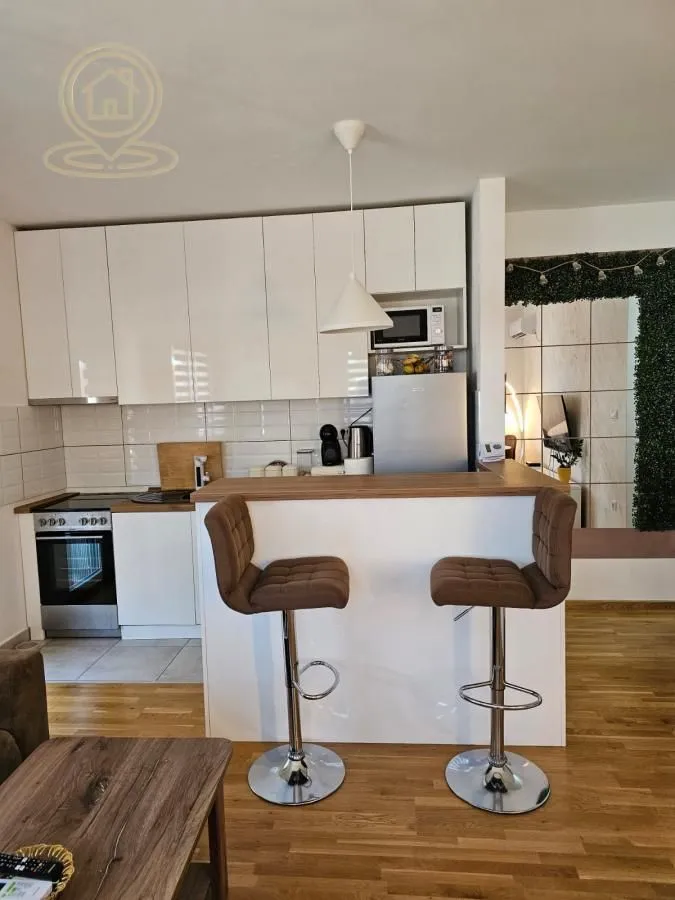 Izdavanje, trosoban stan, 80m², Adice, Novi Sad Sve Podlokacije