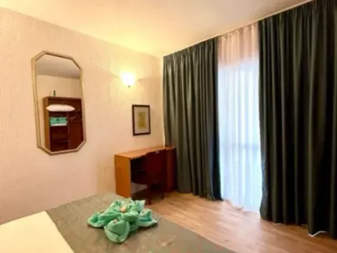 Izdavanje, jednosoban stan, 50m², Buljarica, Budva - image 3