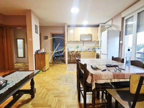 Sale, three bedroom apartment, 69m², Palilula Sve Podlokacije, Beograd