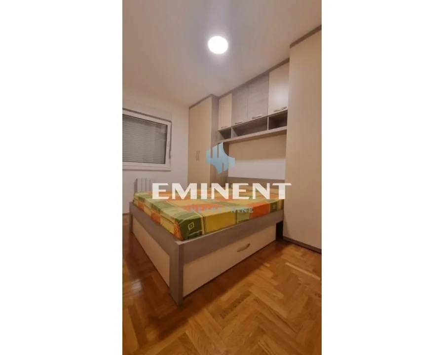 Rent, two bedroom apartment, 42m², Novi Beograd Blok 72, Novi Beograd Sve Podlokacije