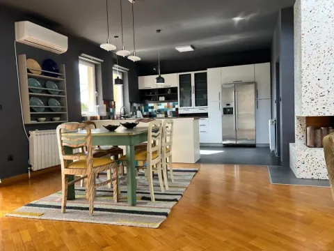 Rent, house, 270m², Jajinci, Voždovac Sve Podlokacije - image 7