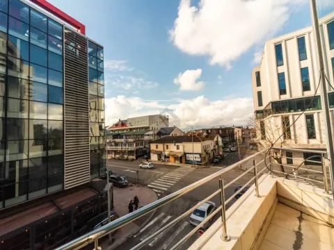 Rent, one bedroom apartment, 53m², Centar, Podgorica - image 9