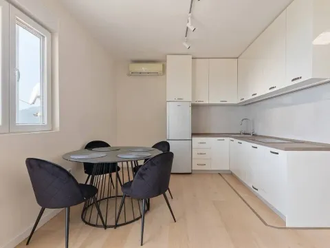 Prodaja, dvosoban stan, 69m², Donja Lastva, Tivat - image 4