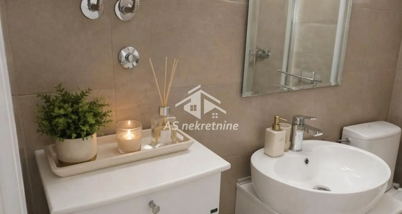 Izdavanje, dvosoban stan, 65m², Slavija, Vračar Sve Podlokacije