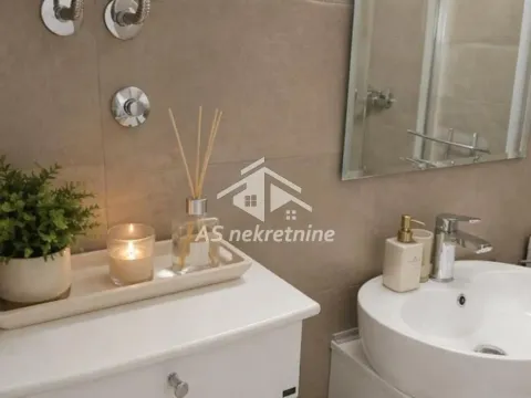 Rent, two bedroom apartment, 65m², Slavija, Vračar Sve Podlokacije - image 10