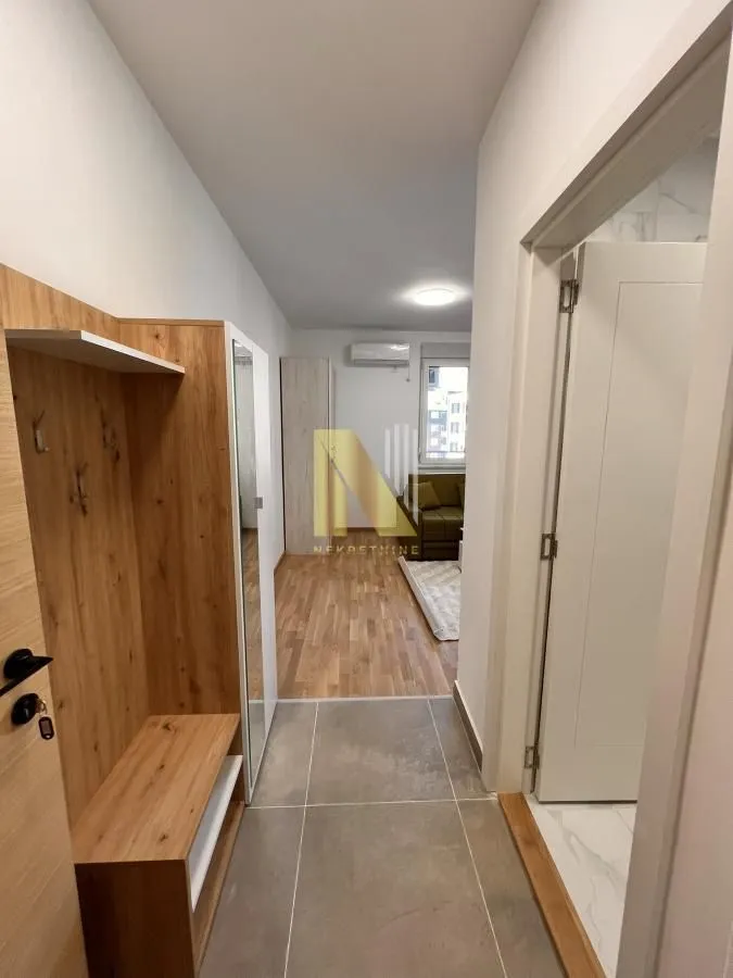 Izdavanje, garsonjera, 30m², Avijatičarsko naselje, Novi Sad Sve Podlokacije
