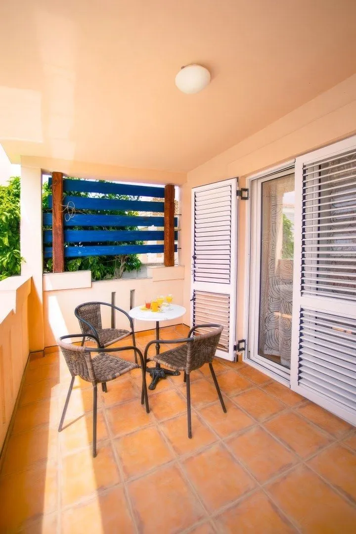 Sale, house, 300m², Krimovica, Kotor