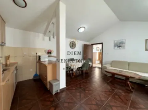 Izdavanje, jednosoban stan, 62m², Budva, Crna Gora - image 8