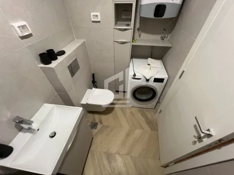 Izdavanje, dvosoban stan, 108m², Central Point, Podgorica - image 11