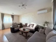 Rent, house, 105m², Tološi, Podgorica - image 4