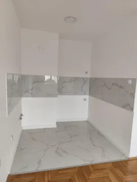 Prodaja, dvosoban stan, 45m², Nova Detelinara, Novi Sad Sve Podlokacije - image 4