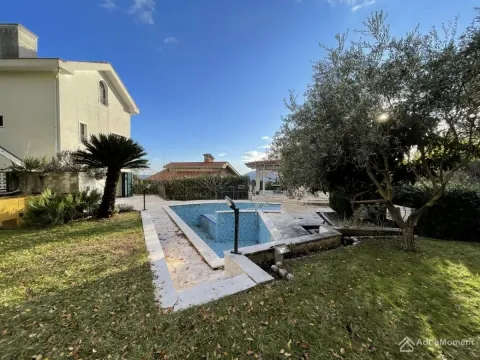 Prodaja, kuća, 201m², Topla, Herceg Novi - image 4