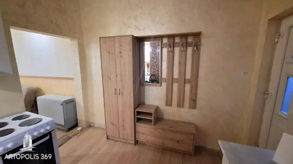 Prodaja, jednosoban stan, 26m², Zemun Centar, Zemun Sve Podlokacije