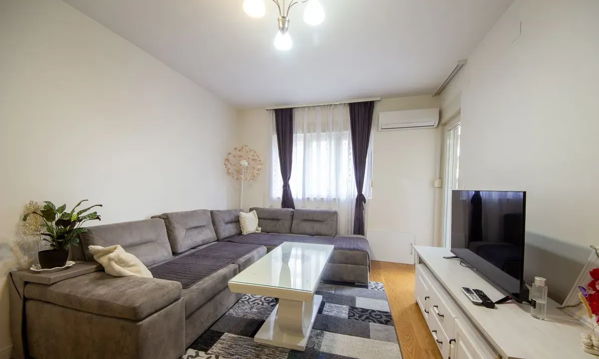 Rent, one bedroom apartment, 50m², Central Point, Podgorica