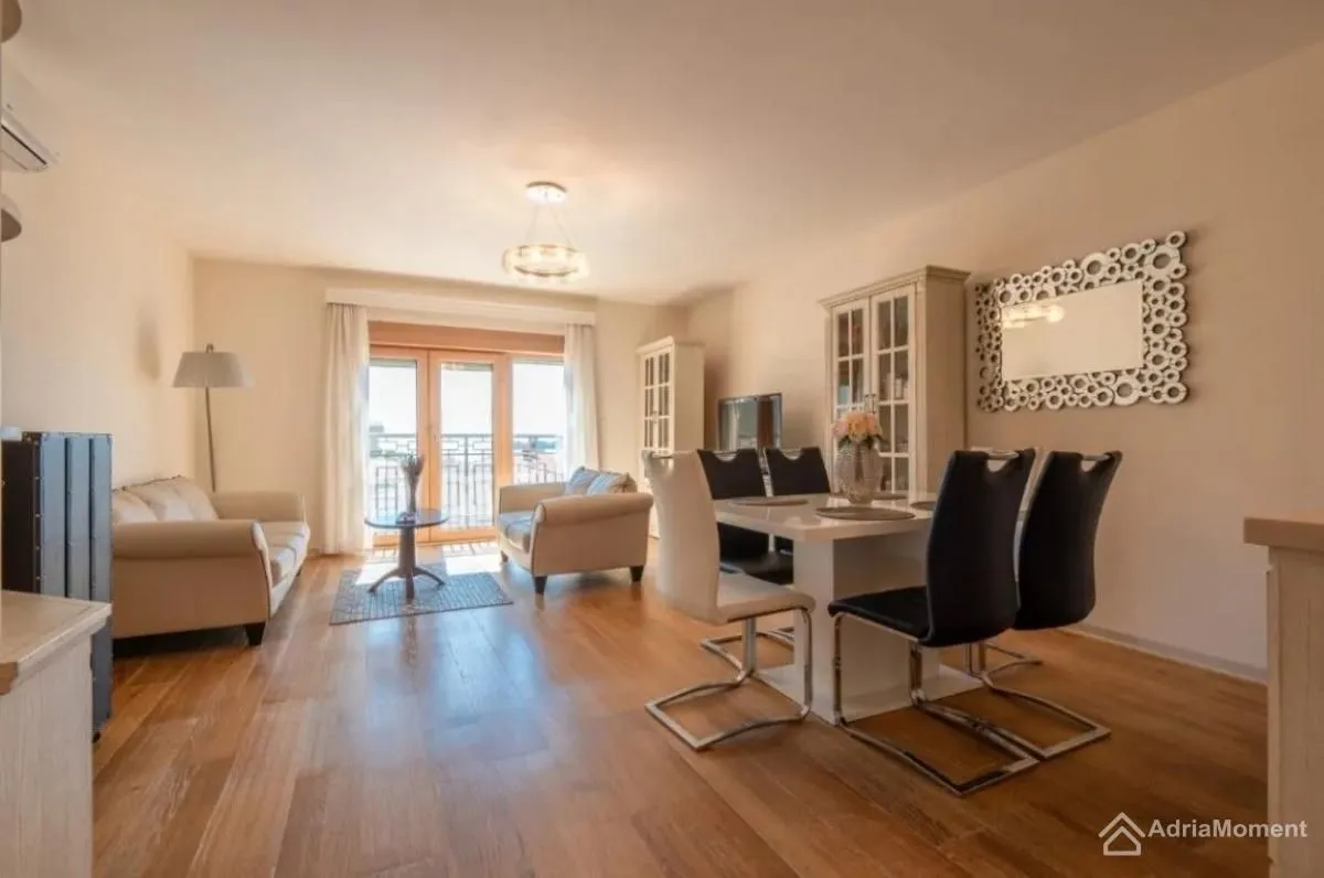 Sale, three bedroom apartment, 123m², Pržno, Budva