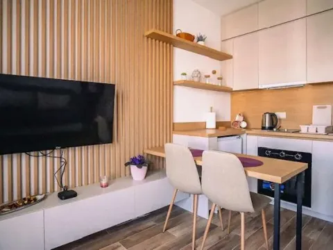 Rent, apartment, 28m², Ulcinj, Crna Gora - image 4