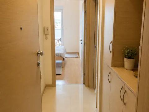 Izdavanje, jednosoban stan, 47m², City Kvart, Podgorica - image 5