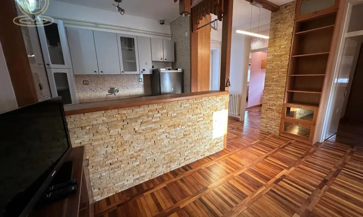 Izdavanje, trosoban stan, 55m², Novo naselje, Novi Sad