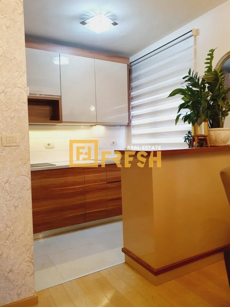 Rent, three bedroom apartment, 100m², City Kvart, Podgorica