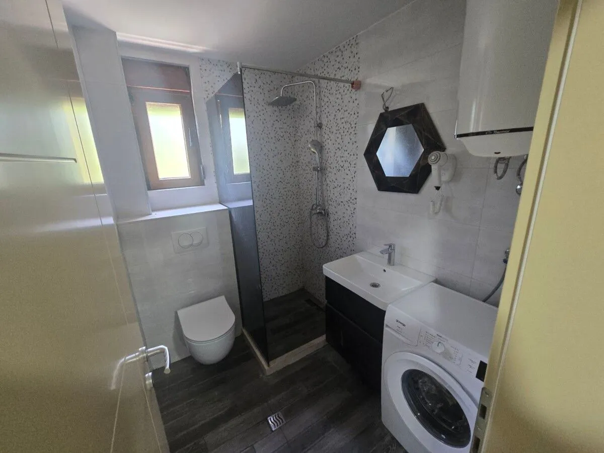 Prodaja, jednosoban stan, 44m², Centar, Herceg Novi