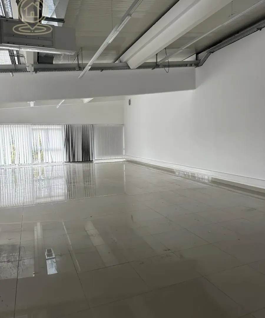 Rent, office space, 530m², Crveni Krst, Niš
