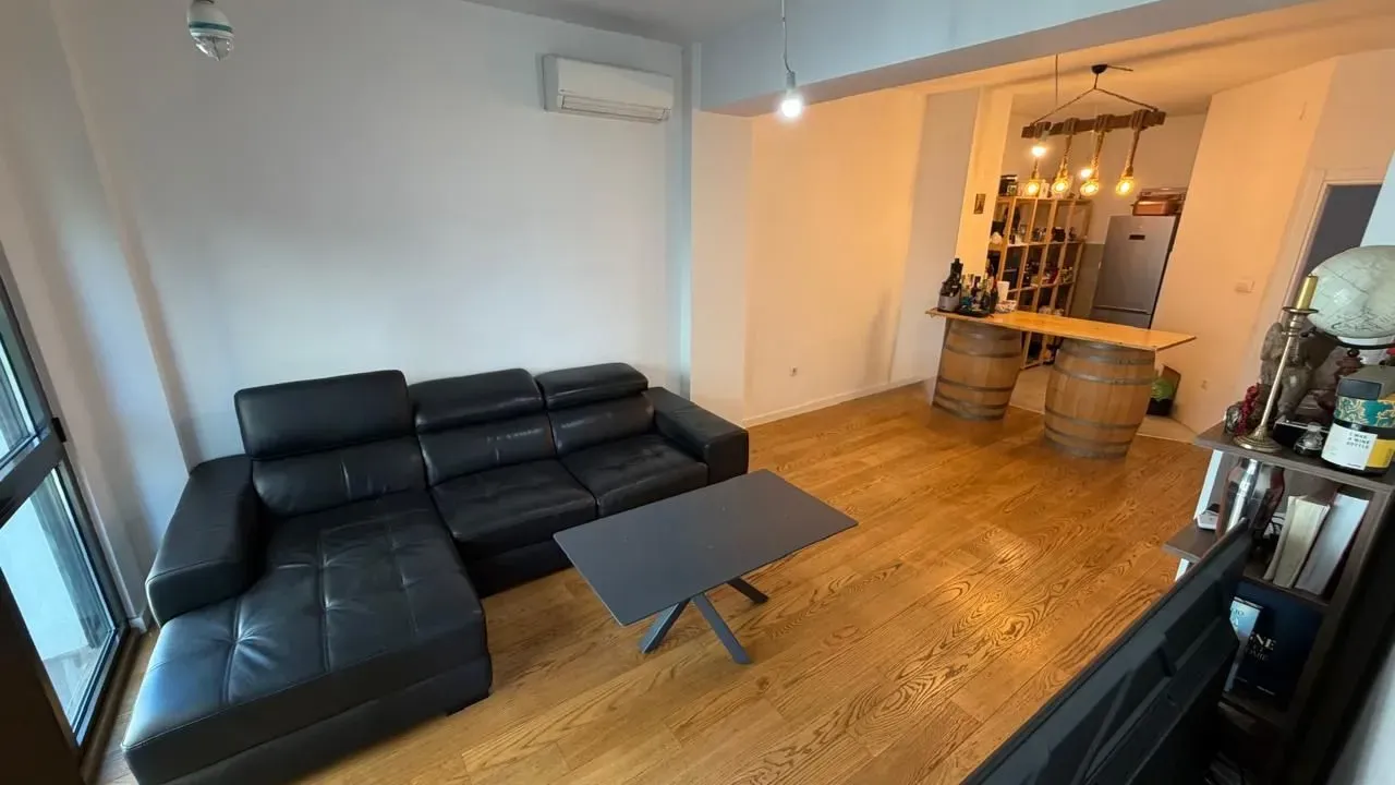 Prodaja, dvosoban stan, 78m², Centar, Podgorica
