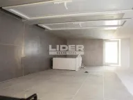 Izdavanje, poslovni prostor, 1450m², Karaburma, Palilula Sve Podlokacije - image 9