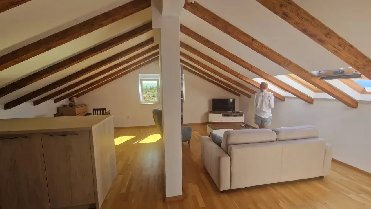 Izdavanje, stan, 88m², Tivat, Crna Gora