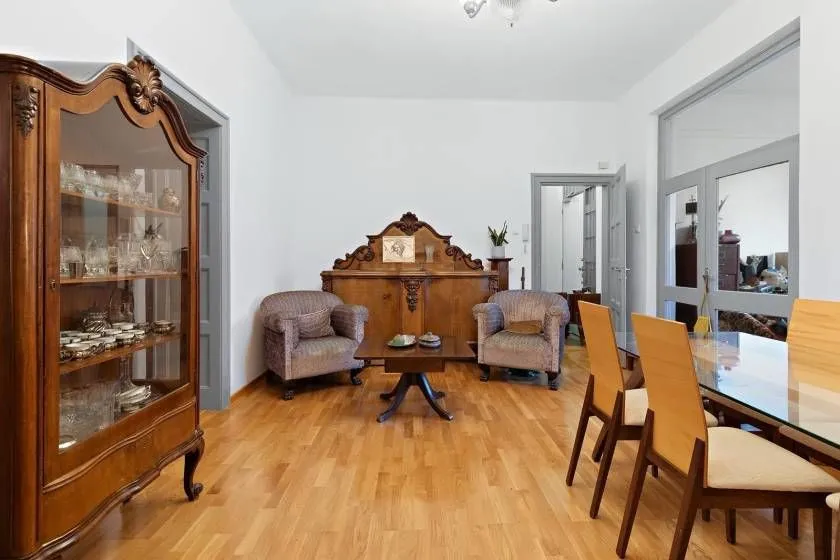 Sale, four bedroom apartment, 103m², Stari Grad, Beograd
