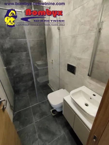 Prodaja, kuća, 181m², Sremska Kamenica, Petrovaradin