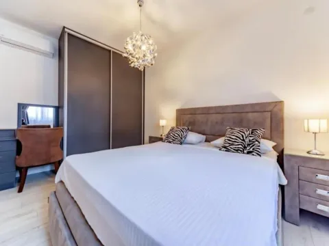 Rent, three bedroom apartment, 127m², Petrovac, Budva - image 2