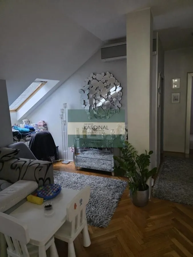 Prodaja, trosoban stan, 55m², Sajmište, Novi Sad
