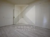 Izdavanje, dvosoban stan, 85m², Centar, Podgorica - image 6